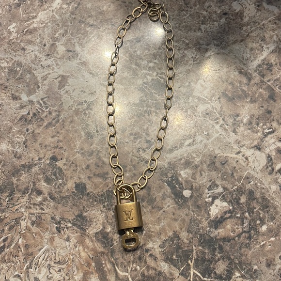 Louis Vuitton lock and key - Picture 4 of 4